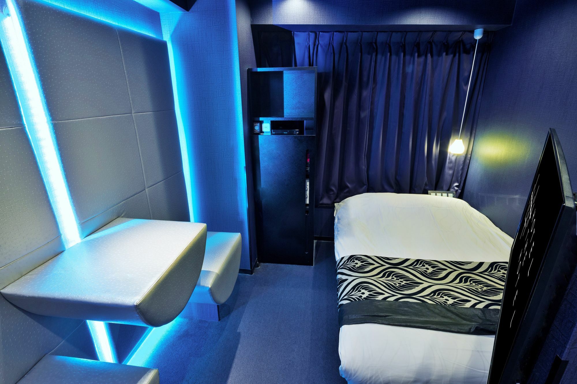 Hotel The Hotel Shinjuku (Adults Only) Tokio Buitenkant foto