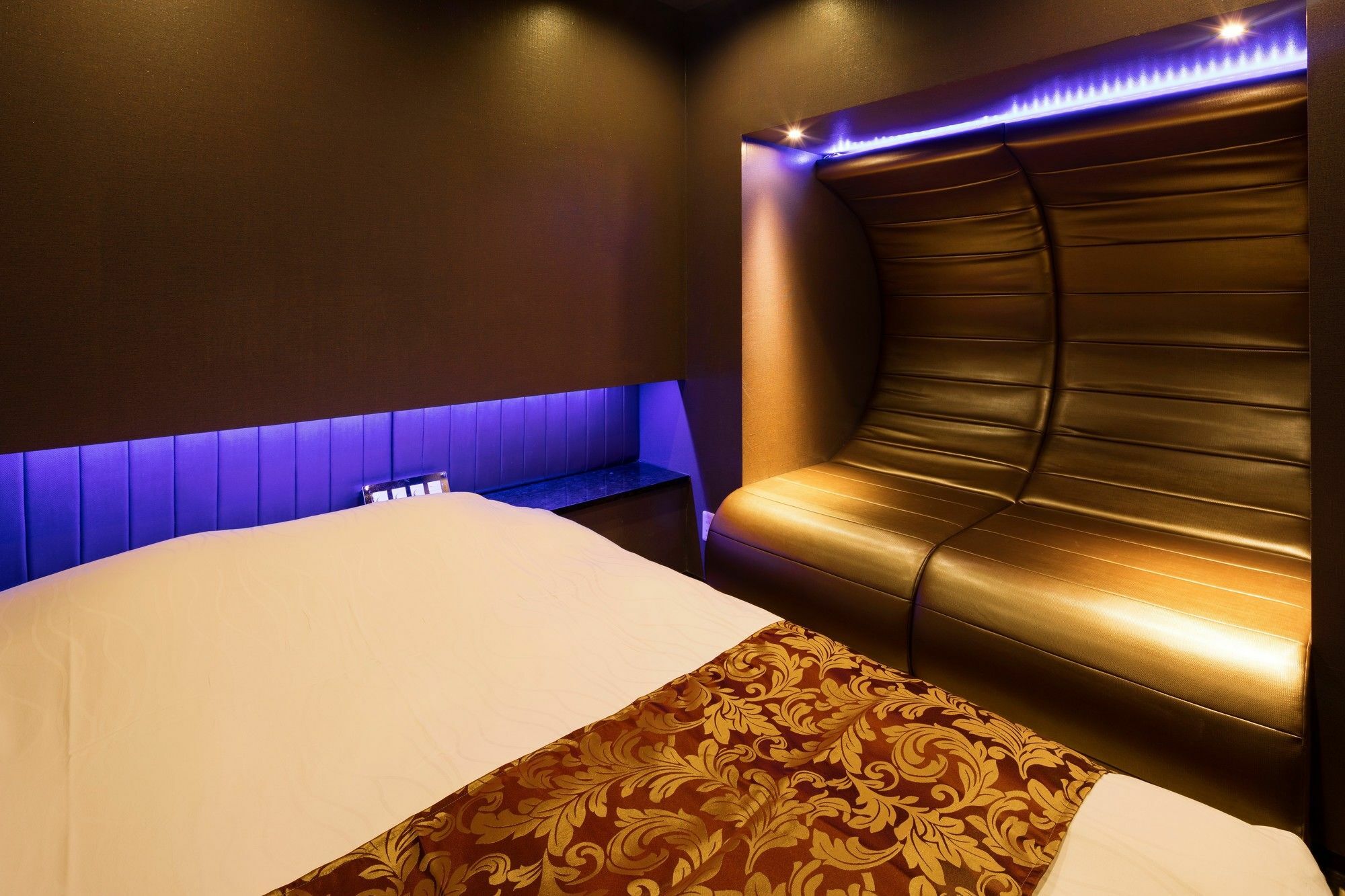 Hotel The Hotel Shinjuku (Adults Only) Tokio Buitenkant foto